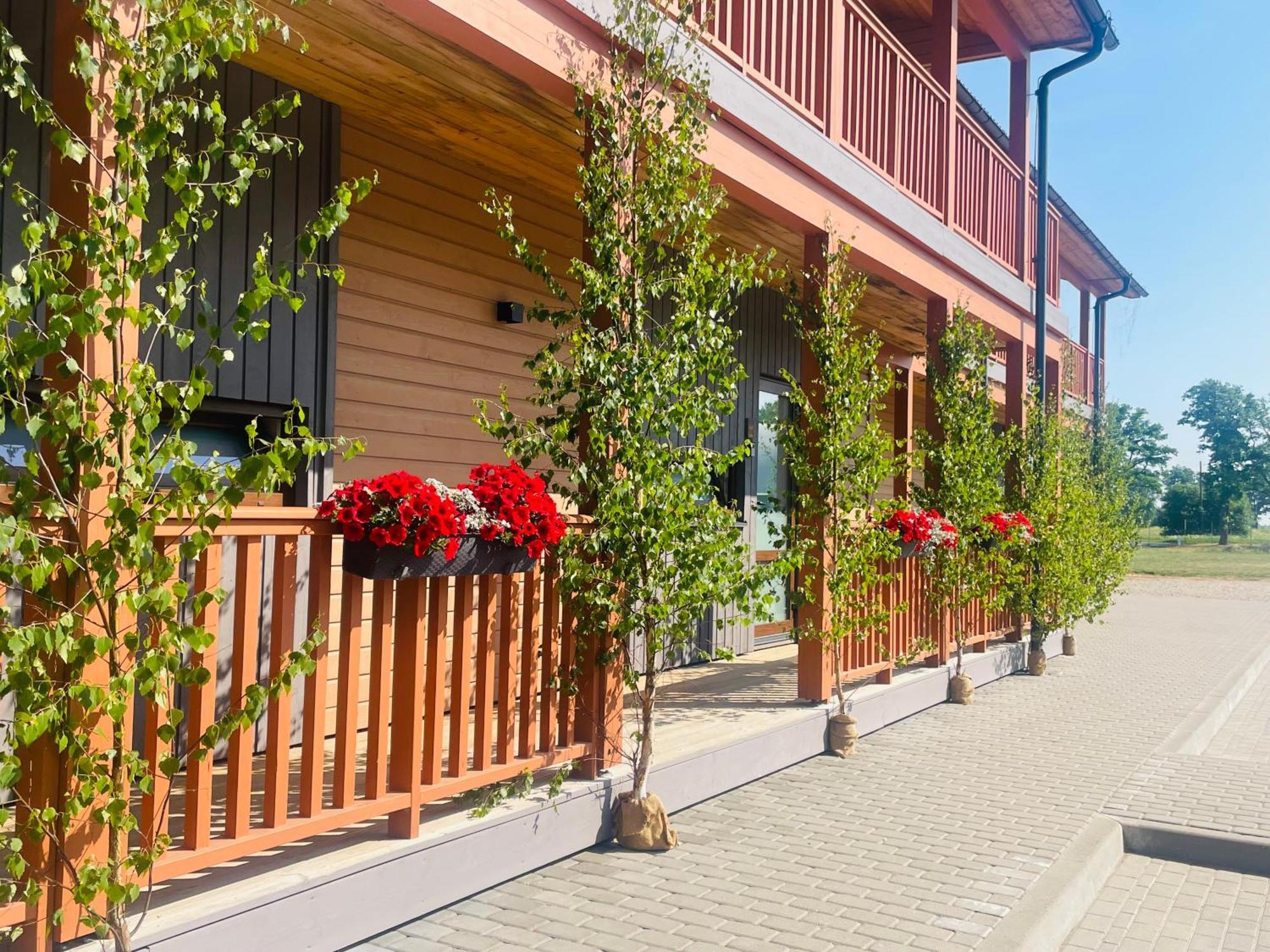 Bestes Apartamenti Koceni Exterior photo