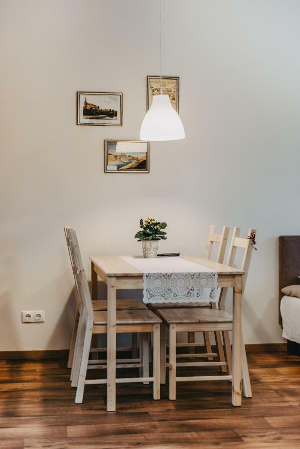 Bestes Apartamenti Koceni Exterior photo