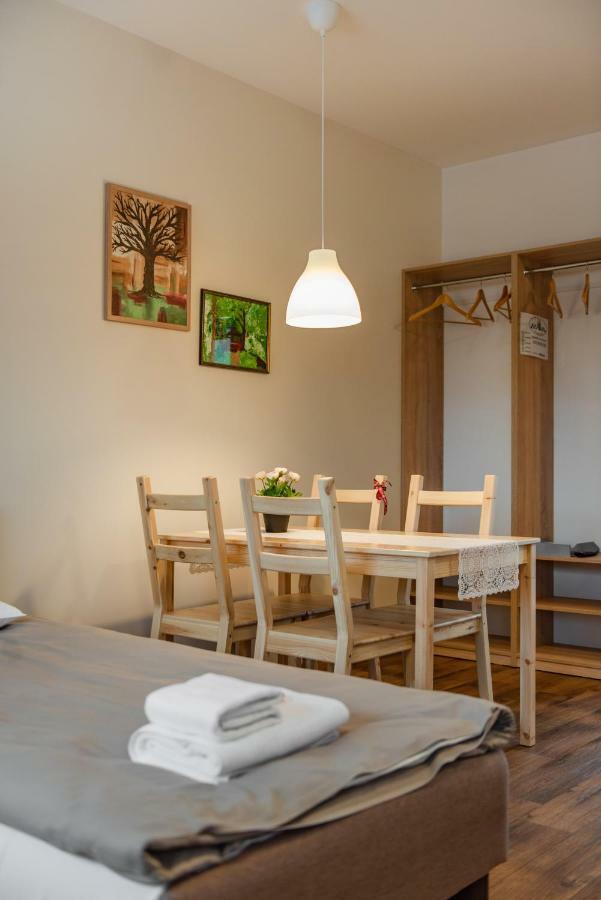 Bestes Apartamenti Koceni Exterior photo